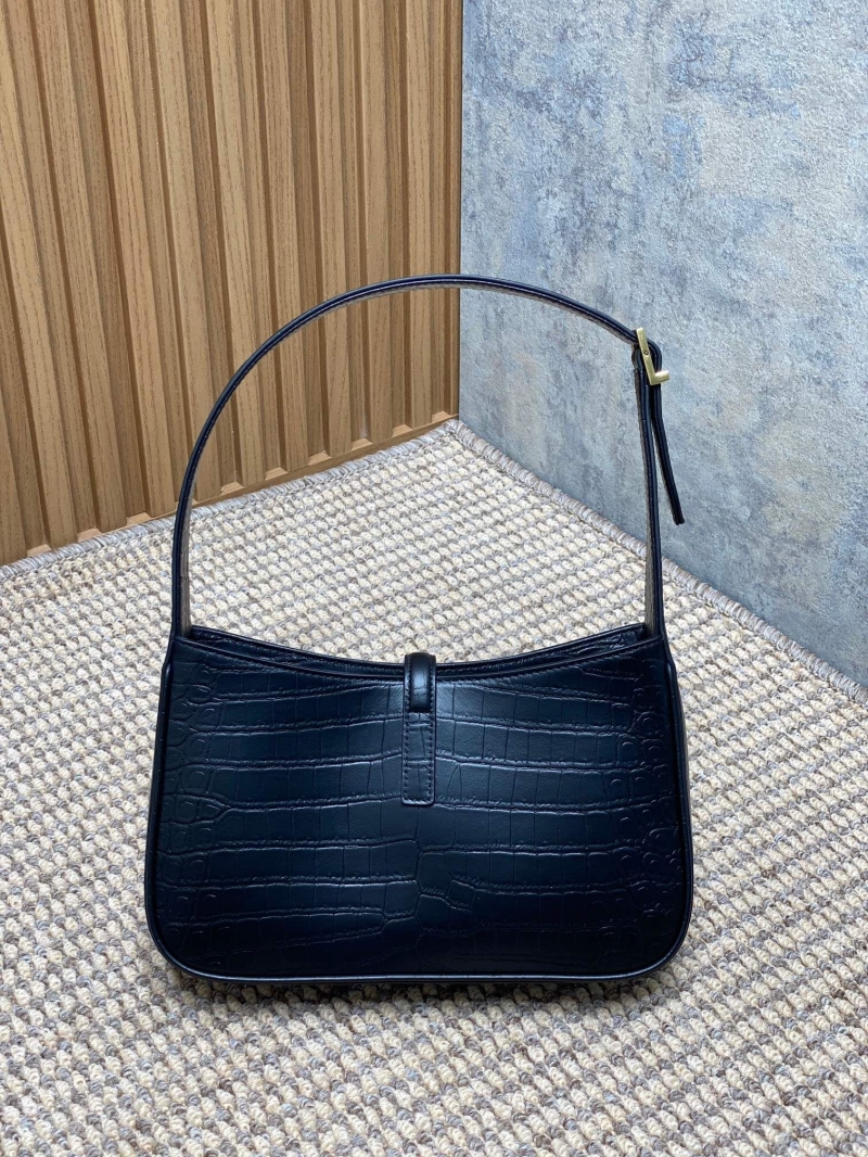Y51 hobo bags
